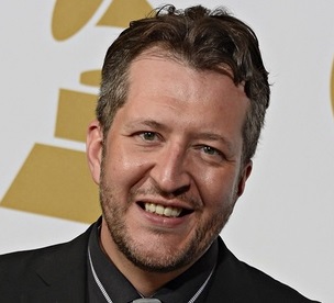 Ades, Thomas - cliccare qui